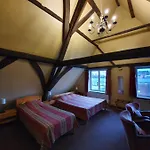 Otel Erasmus 2*