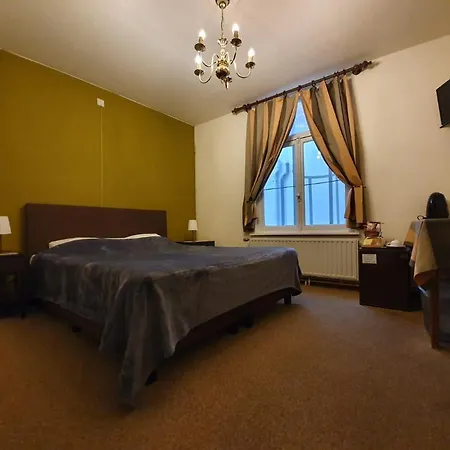 Erasmus Hotel
