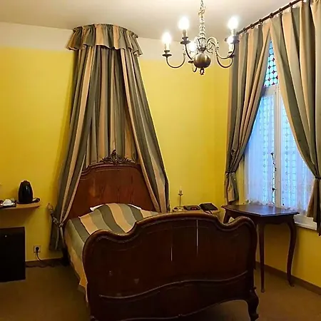 Szálloda Erasmus 2*