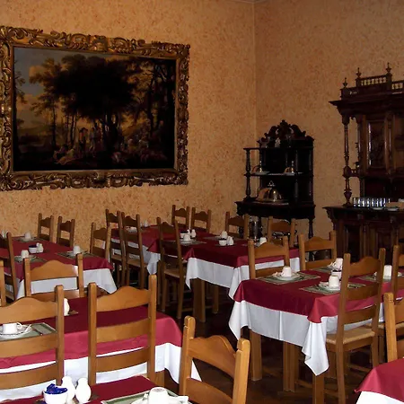 Otel Erasmus 2*